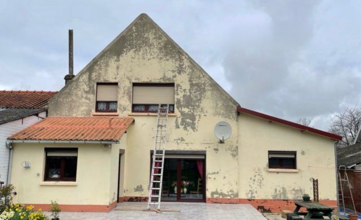 Façade avant peinture